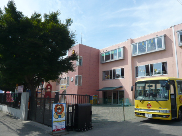 kindergarten ・ Nursery. Sapporo rich kindergarten (kindergarten ・ 204m to the nursery)