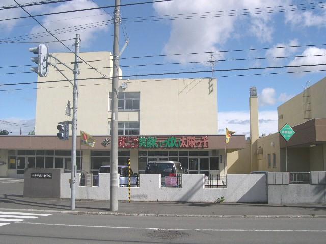 Other. Higashiyama Elementary School