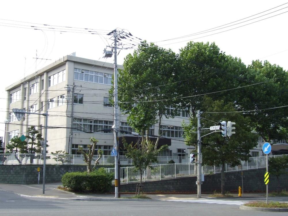 Junior high school. Tatsuryouhi until junior high school 595m