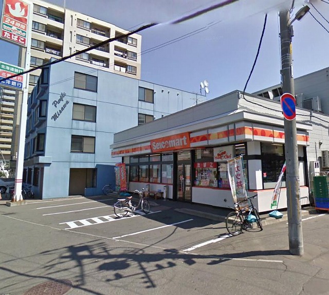 Convenience store. Seicomart Toyohira 131m to Article 6 store (convenience store)