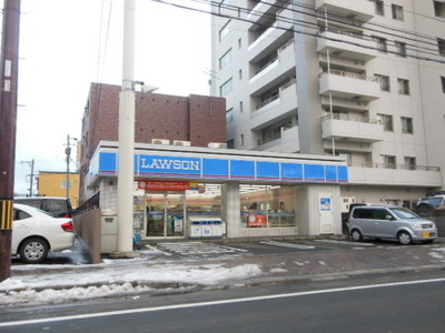 Convenience store. Lawson Sapporo Misono Article 8 store up (convenience store) 179m