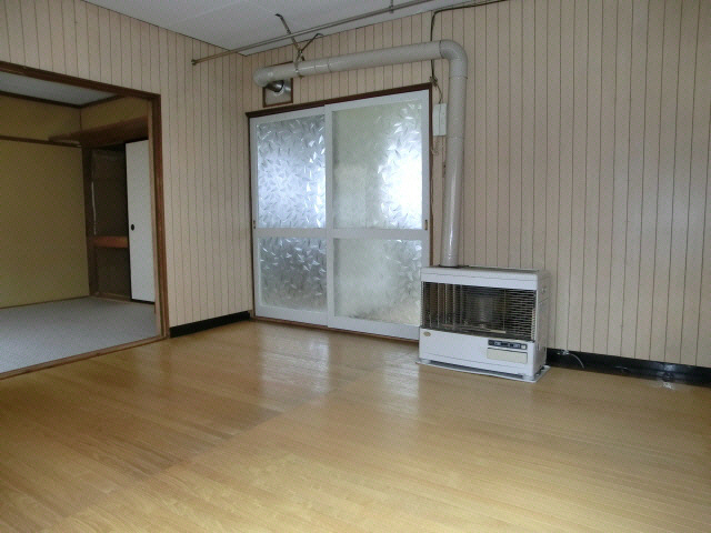 Living and room