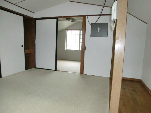 Other room space