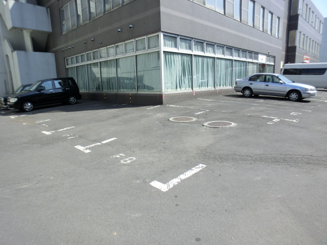 Parking lot