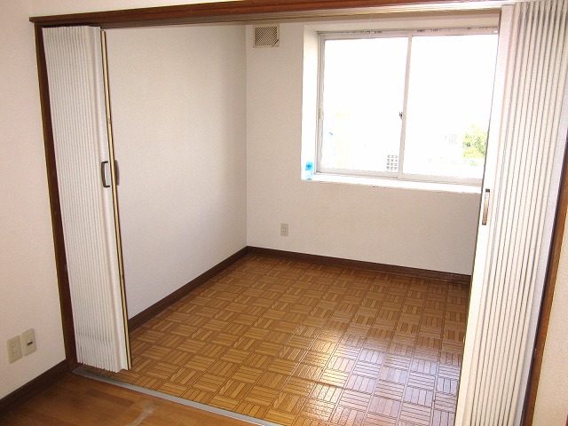 Other room space