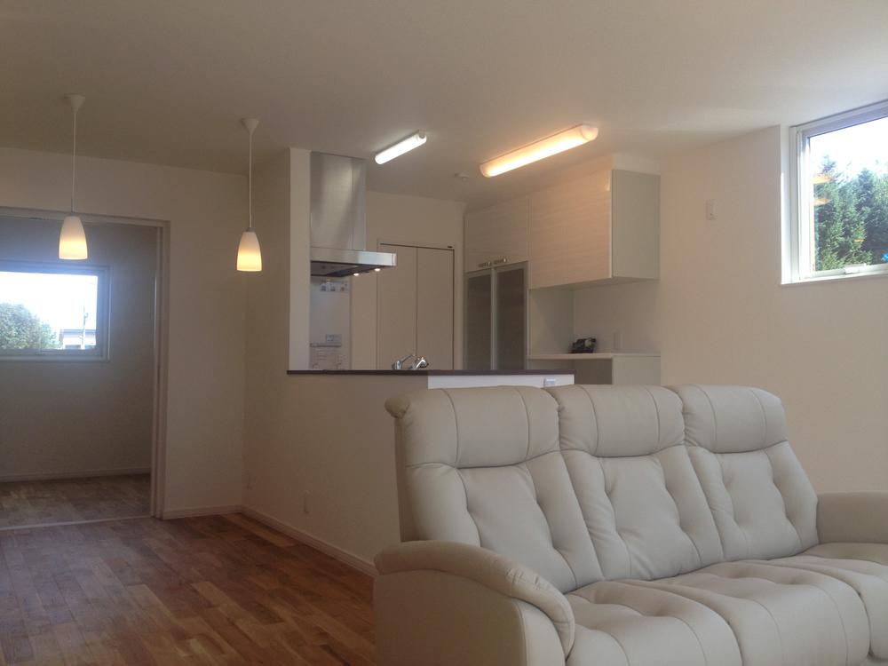 Living. Indoor (September 2013) Shooting