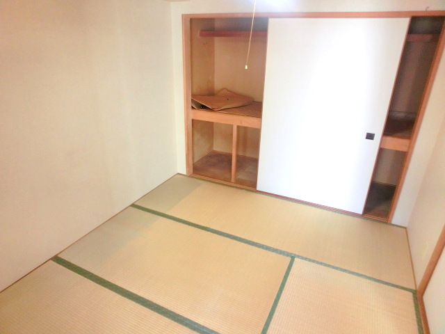 Other room space