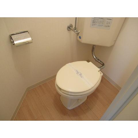 Toilet