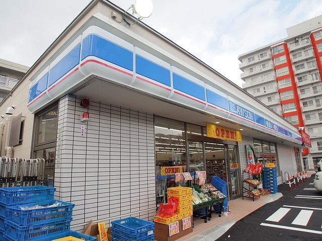 Convenience store. Lawson Sapporo Asahimachi Chome store up (convenience store) 264m