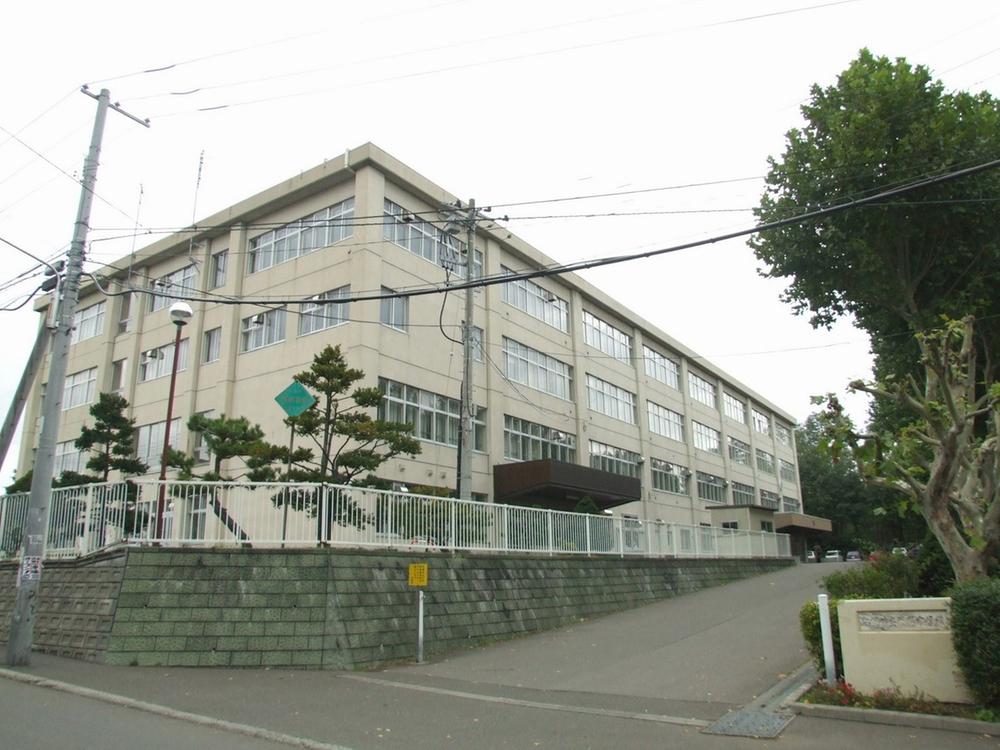 Junior high school. Ryohi until junior high school 1300m