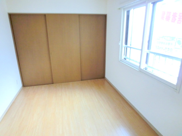 Other room space