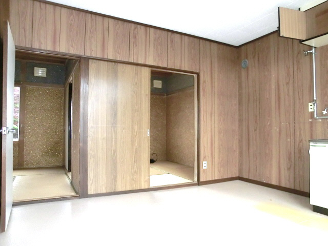 Living and room