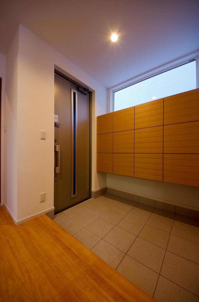 Entrance. Entrance /