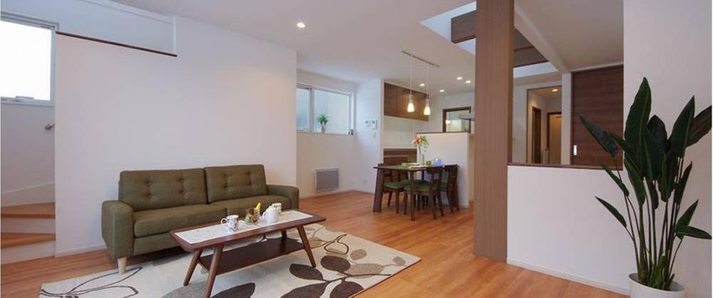 Living.  [Section (1)] Coordinated furniture, Attractions such as the space production by the lighting of the lighting and windows rich model house