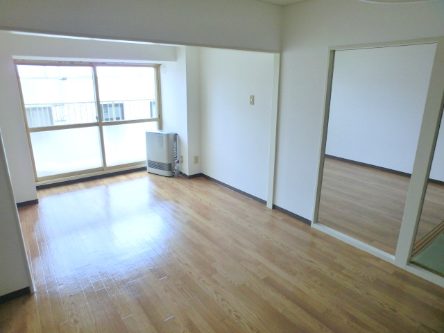 Other room space