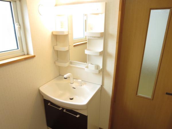 Wash basin, toilet. Shampoo dresser of Asahieito It is a new article
