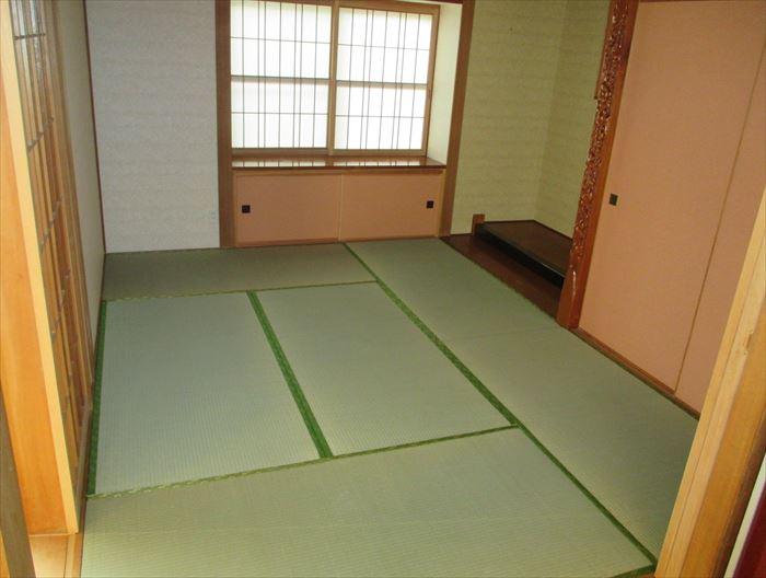 Non-living room. Japanese-style tatami mat replacement