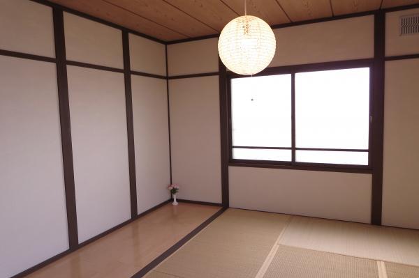 Non-living room. First floor Japanese-style room 6 tatami (straw matting exchange)
