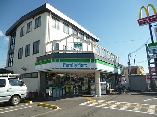 Convenience store. FamilyMart Akashi Sumiyoshi store up (convenience store) 485m