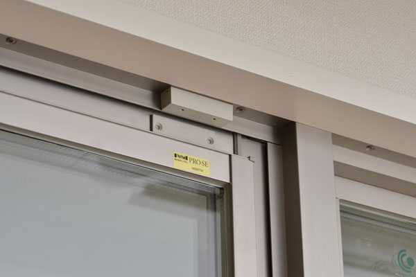 Security.  [Security magnet sensor] The external opening of the other than the surface lattice (except FIX window) is, You have crime prevention magnet sensor for sensing the unauthorized intrusion is installed (same specifications)