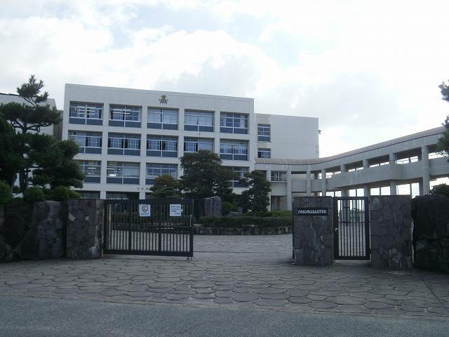 high school ・ College. 482m until Hyogo Akashi Josai High School