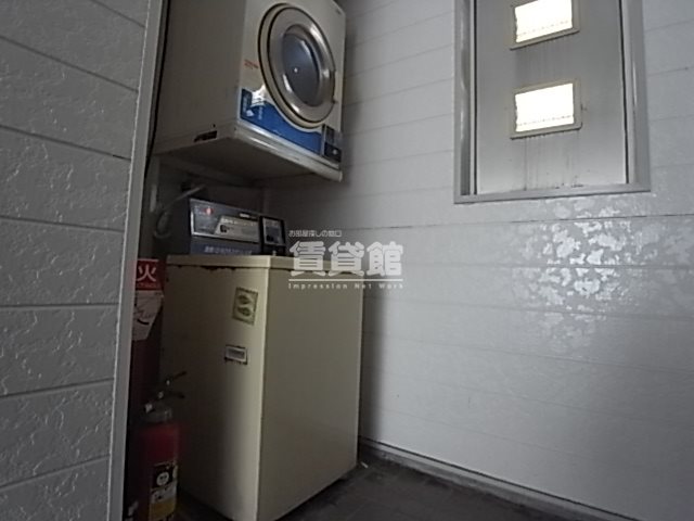 Other common areas. Launderette