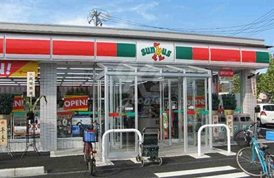 Convenience store. Thanks Akashi east Futami store up (convenience store) 891m