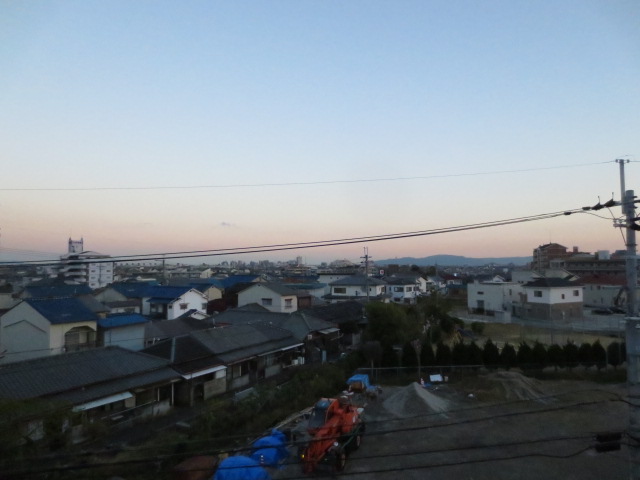 Kitchen. Akashi Kaikyo Bridge towards the balcony far away ・  ・  ・