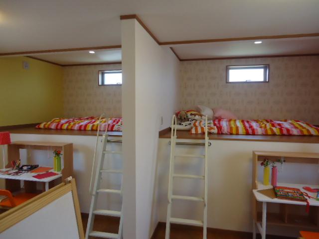 Non-living room. Local (August 6, 2013) Shooting