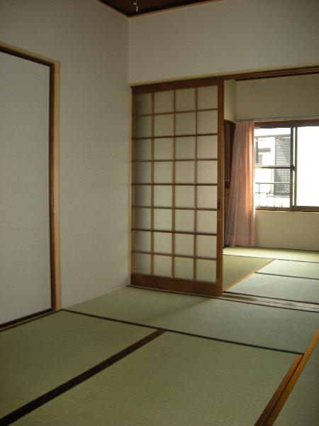 Other room space. All Japanese-style room