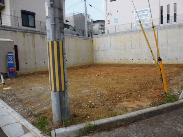 Local appearance photo. Local (11 May 2013) Shooting