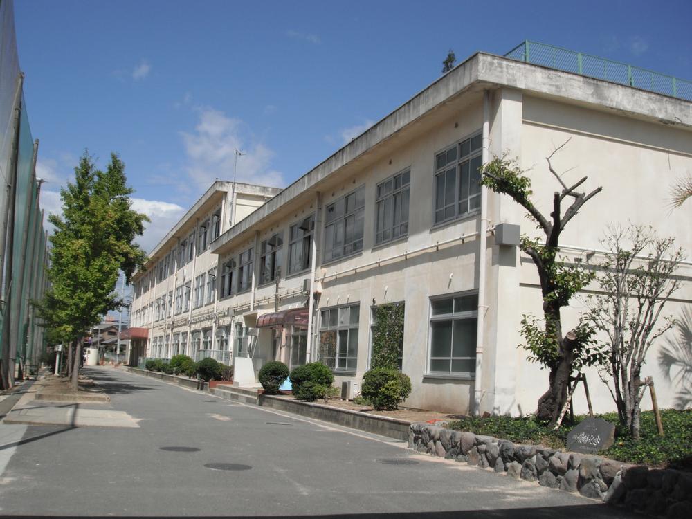Junior high school. 1486m to Akashi Municipal Okubo Junior High School