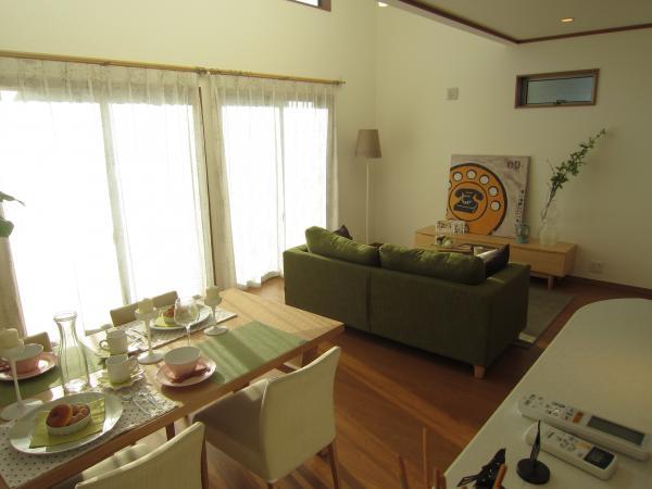 Living. Living room overlooks from the kitchen