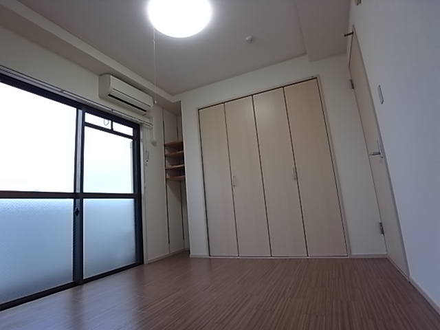 Other room space. Western style room