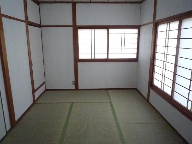 Other room space. Second floor Japanese-style room