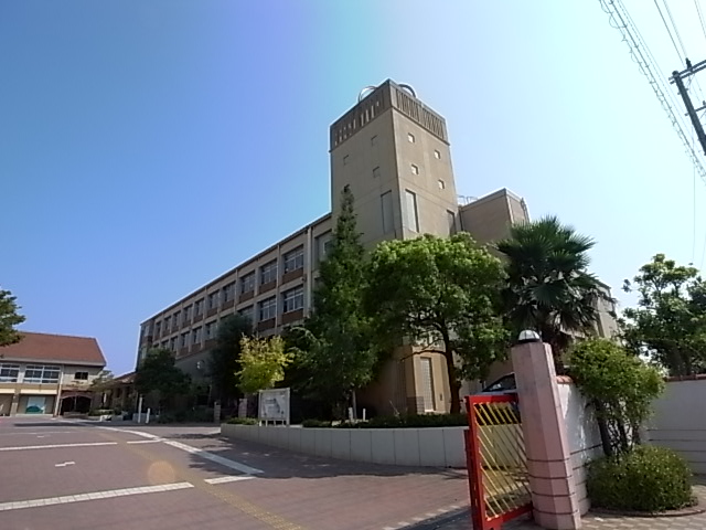 Primary school. Akashi Municipal Futami Nishi Elementary School 878m until the (elementary school)