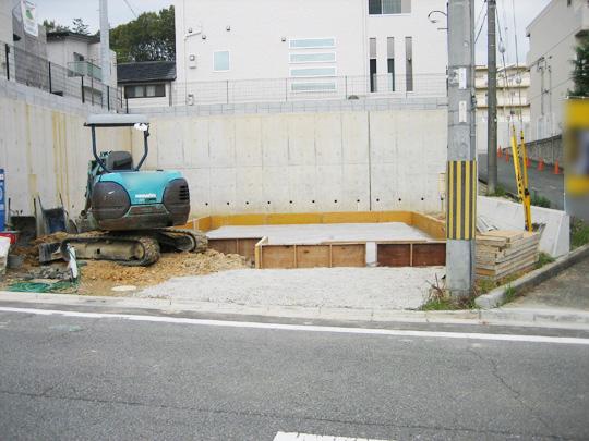 Local appearance photo. Local (11 May 2013) Shooting