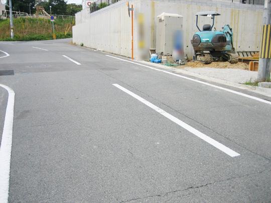 Local photos, including front road. Local (11 May 2013) Shooting