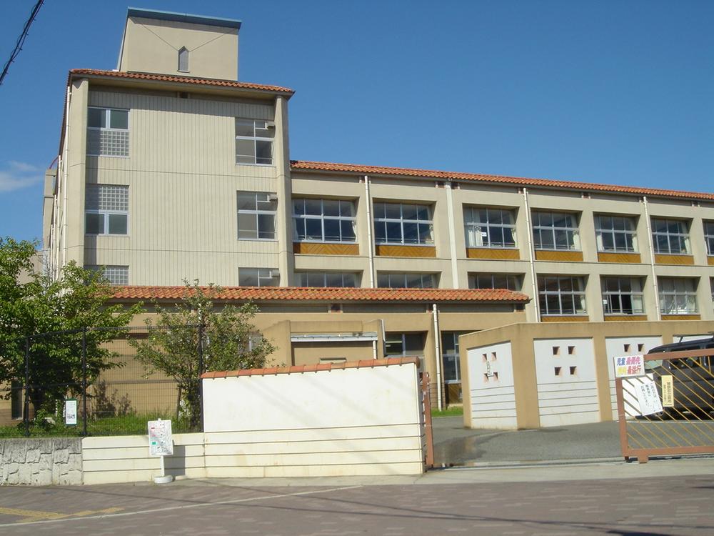 Other. Futami Nishi Elementary School ・  ・  ・ 800m (about a 10-minute walk)