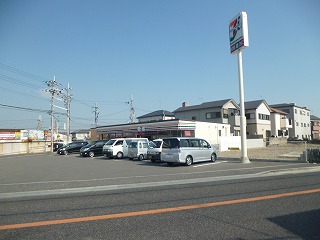 Convenience store. Eleven Akashi Eigashima Ekimae up (convenience store) 1188m