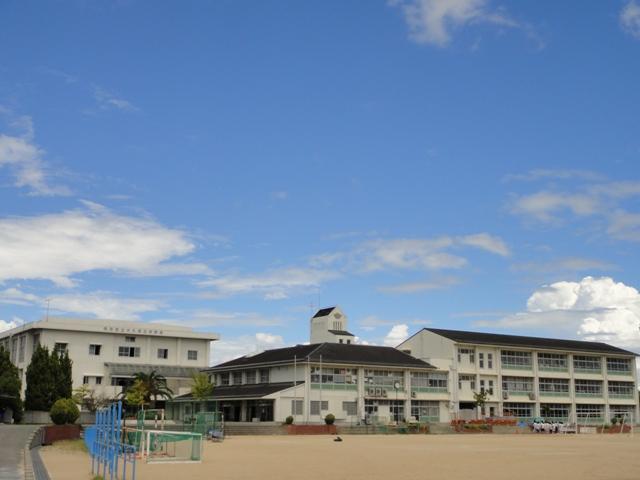 Other. Okubokita junior high school 1300m