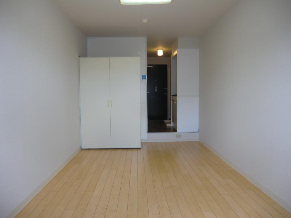 Living and room. In flooring Chokawa is a room, such as the new construction