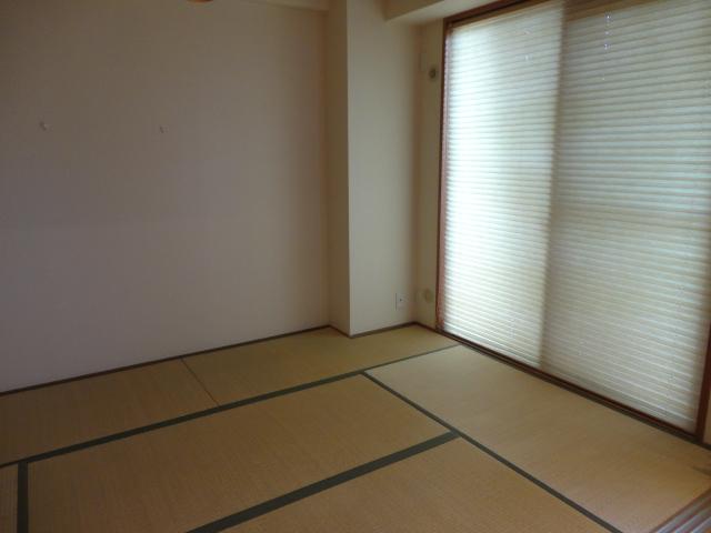 Non-living room. Japanese-style room 6 quires