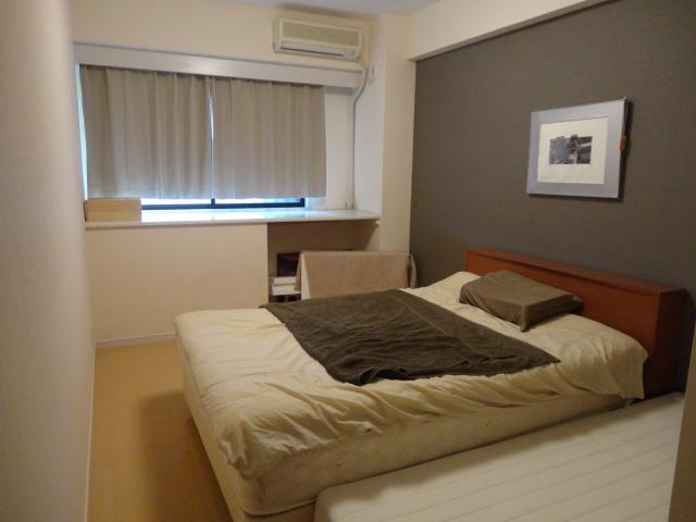 Non-living room. Western-style 8.6 Pledge