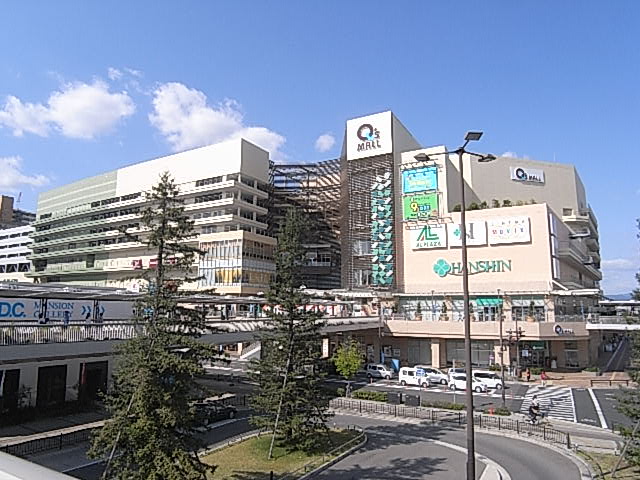 Shopping centre. Uniqlo Amagasaki Kyuzu Mall store to (shopping center) 1271m