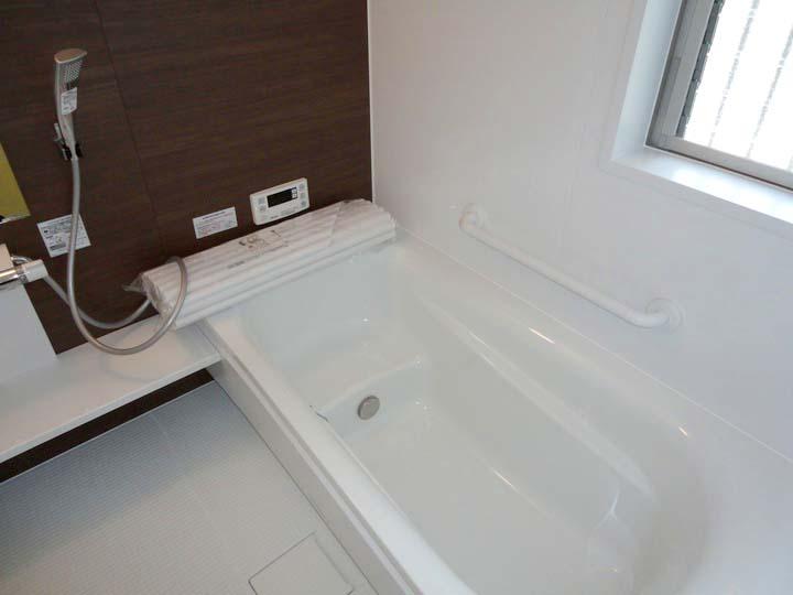 Same specifications photo (bathroom). Hitotsubo type of bathroom you can soak in hot water leisurely stretched out foot