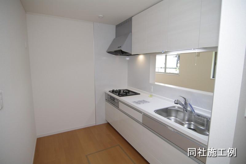 Same specifications photo (kitchen)