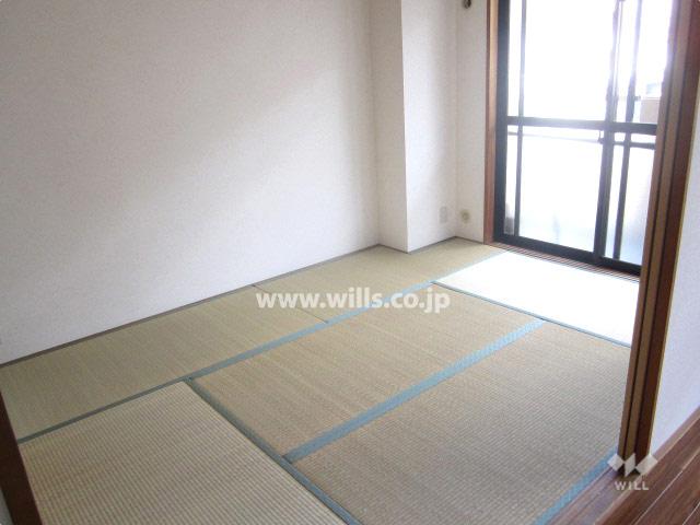 Non-living room. Japanese-style room 6 quires