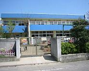 kindergarten ・ Nursery. Municipal North Namba nursery school (kindergarten ・ 630m to the nursery)