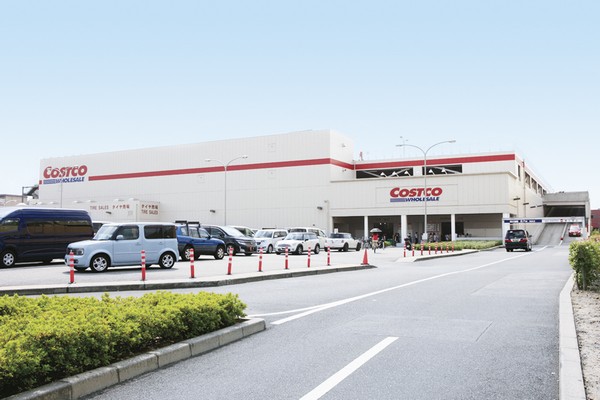  [Costco Wholesale Amagasaki shop] A rich assortment, Membership warehouse-type store that provides high-quality products. There is also a popular food court, such as freshly baked original pizza (bicycle about 7 minutes ・ About 1970m)